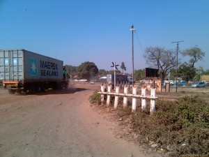 Central Street Railway crossing_kitweonline