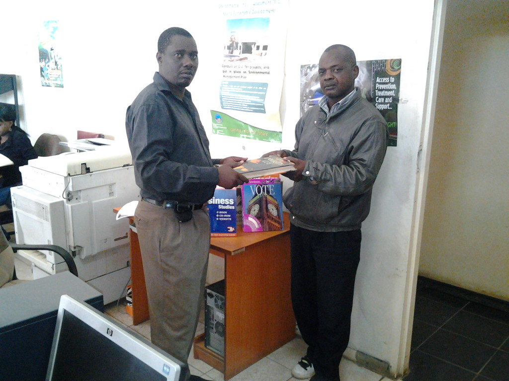 Richard Katebe (L), Simon Nkhoma (R) - kitwe public library