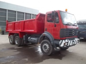 Benz 2528 Tipper